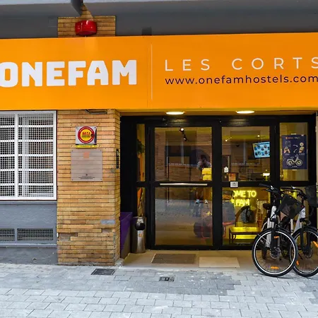 Onefam Les Corts-2