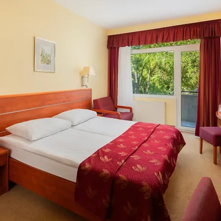 Benczur Hotel-2