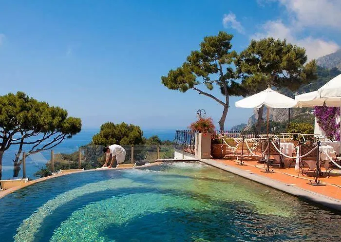 Luxury Hotels a Capri